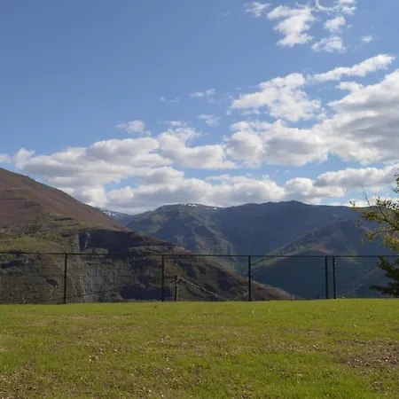 Eco Dos Teixos Hostel