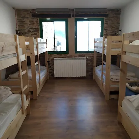 Eco Dos Teixos Hostel *