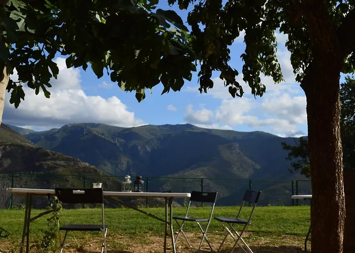 Hostel Eco Dos Teixos *