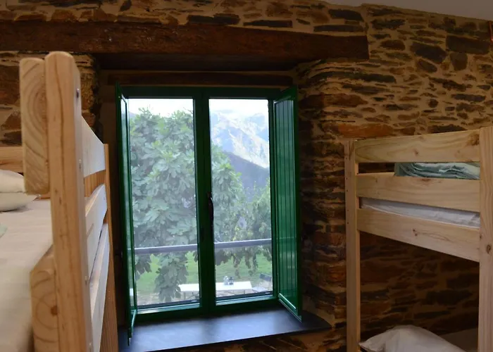 Eco Dos Teixos Hostel Casayo